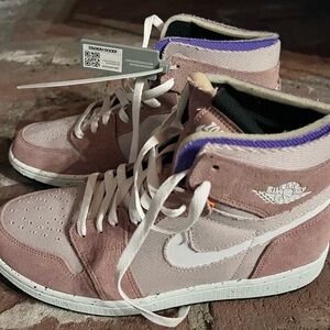 Jordan 1s suede and canvas rare colorway… size 9